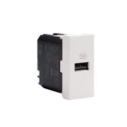 Caricatore USB Tipo A 15W bianco incasso per impianti domestici e professionali