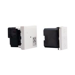 Gateway MatixGO bianco 2 moduli con controllo luci tapparelle e prese connesse casa intelligente