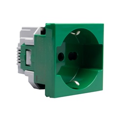 Presa elettrica MatixGO 2P+T 16A 250V bipasso verde per installazioni standard Italia e Germania