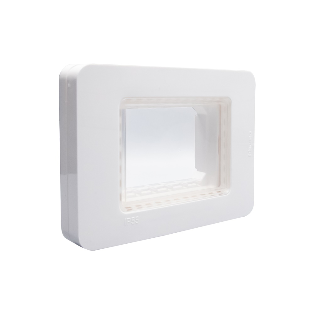 Placca protezione IP55 3 moduli bianca per installazioni elettriche domestiche e industriali