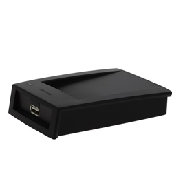 Lettore badge IP programmazione controllo accessi compatibile RFID USB design compatto professionale