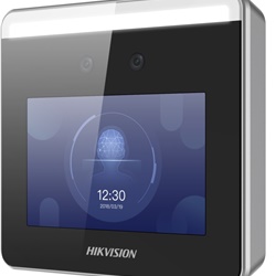 Terminale riconoscimento facciale DS-K1T331W display 4 controllo accessi fino 1000 utenti ambienti alta affluenza