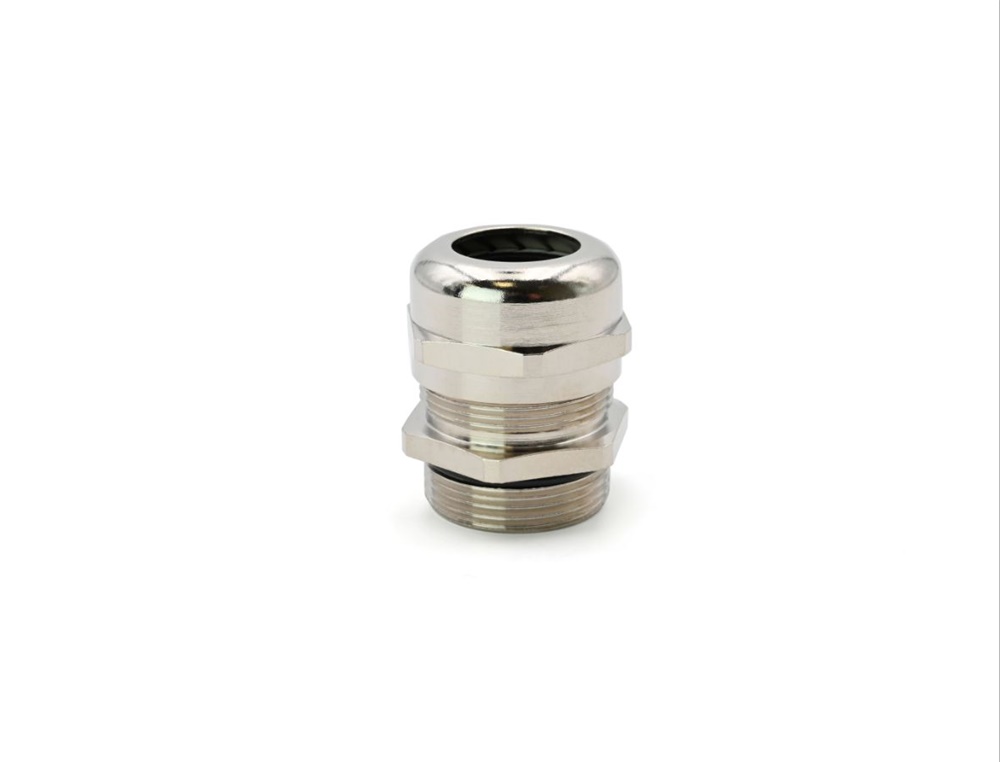 Pressacavo ottone nichelato riduzione filettatura IP68 PG16 installazioni elettriche