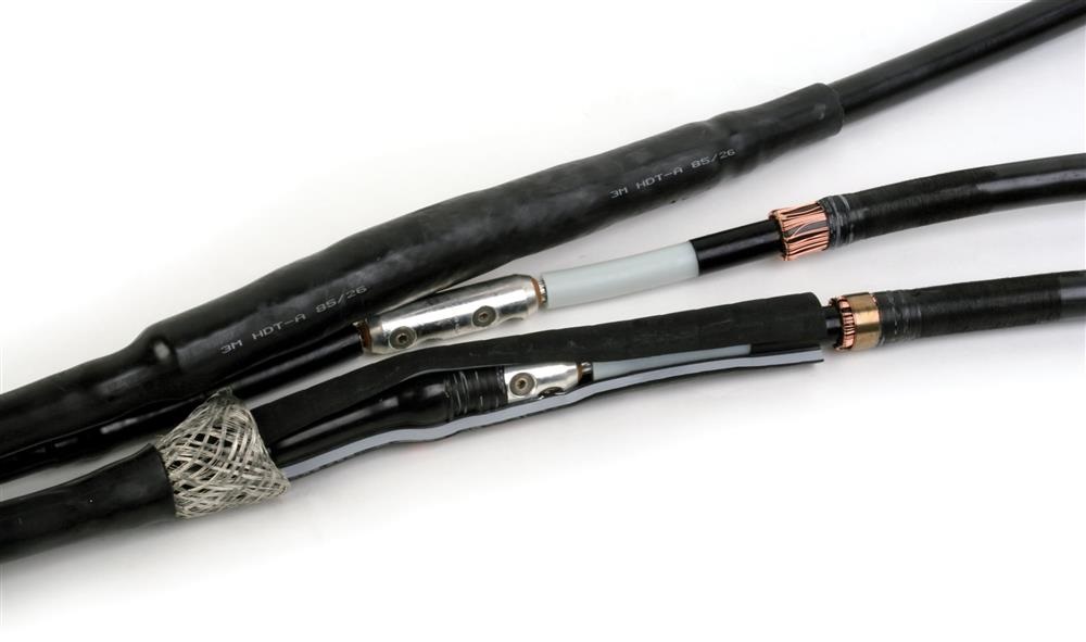 Giunzione media tensione retraibile a freddo 3M QS2000E con isolamento in silicone e controllo campo elettrico preinstallato, per cavi MV 35-150 mm²