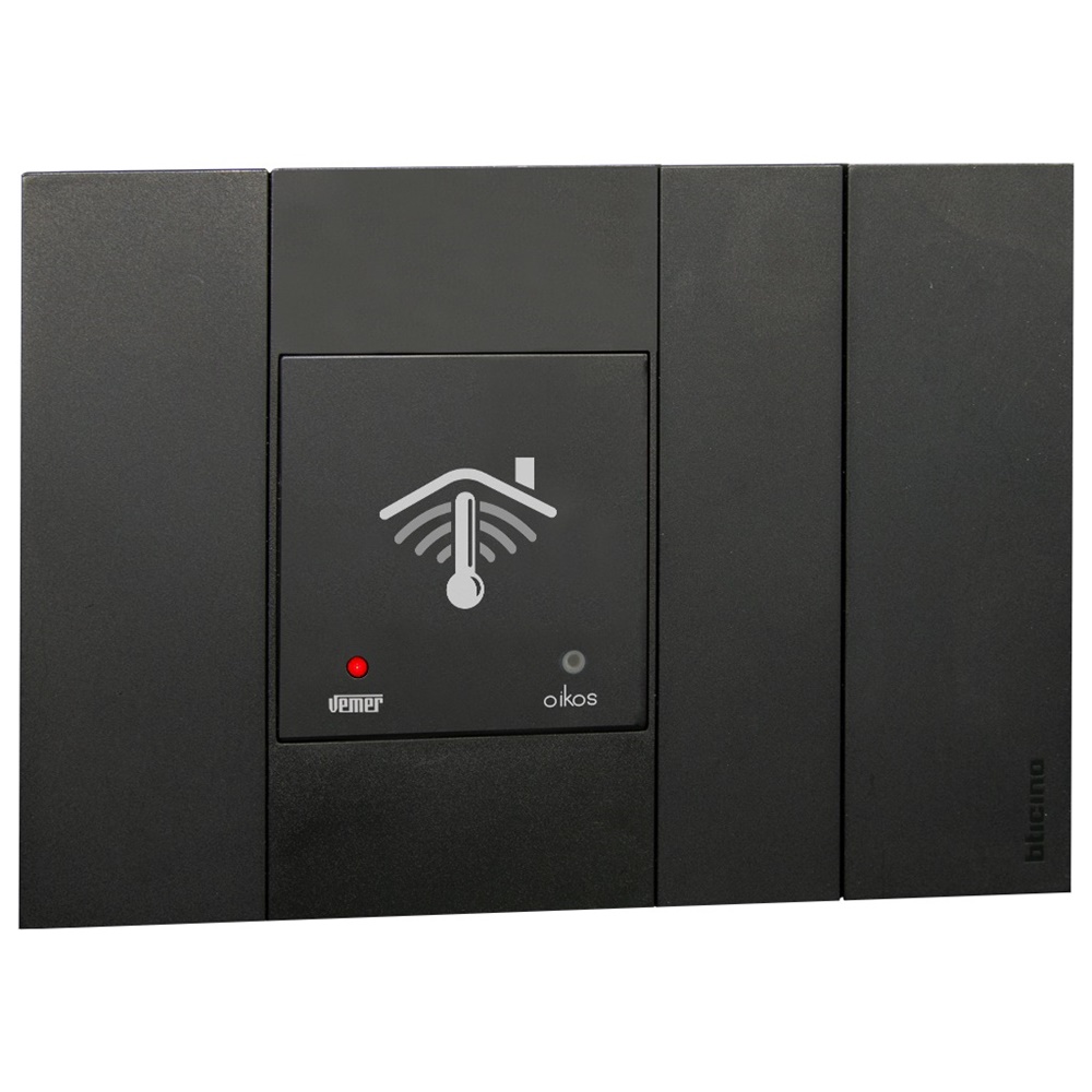 Cronotermostato WiFi da incasso compatto nero per riscaldamento e condizionamento programmabile app