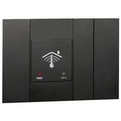 Cronotermostato WiFi da incasso compatto nero per riscaldamento e condizionamento programmabile app