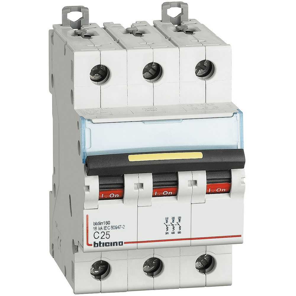 Interruttore magnetotermico 3P curva C 25A guida DIN