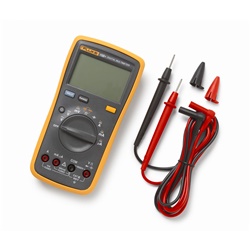Multimetro digitale Fluke 15B+ resistente portatile misure tensione corrente resistenza per elettricisti fai da te e manutenzione elettrica