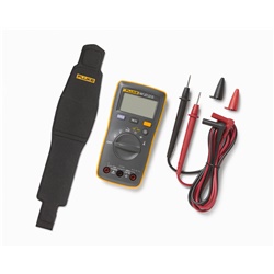 Multimetro digitale palmare Fluke 107 compatto leggero 200g sicurezza CAT III 600V per diagnostica e manutenzione impianti