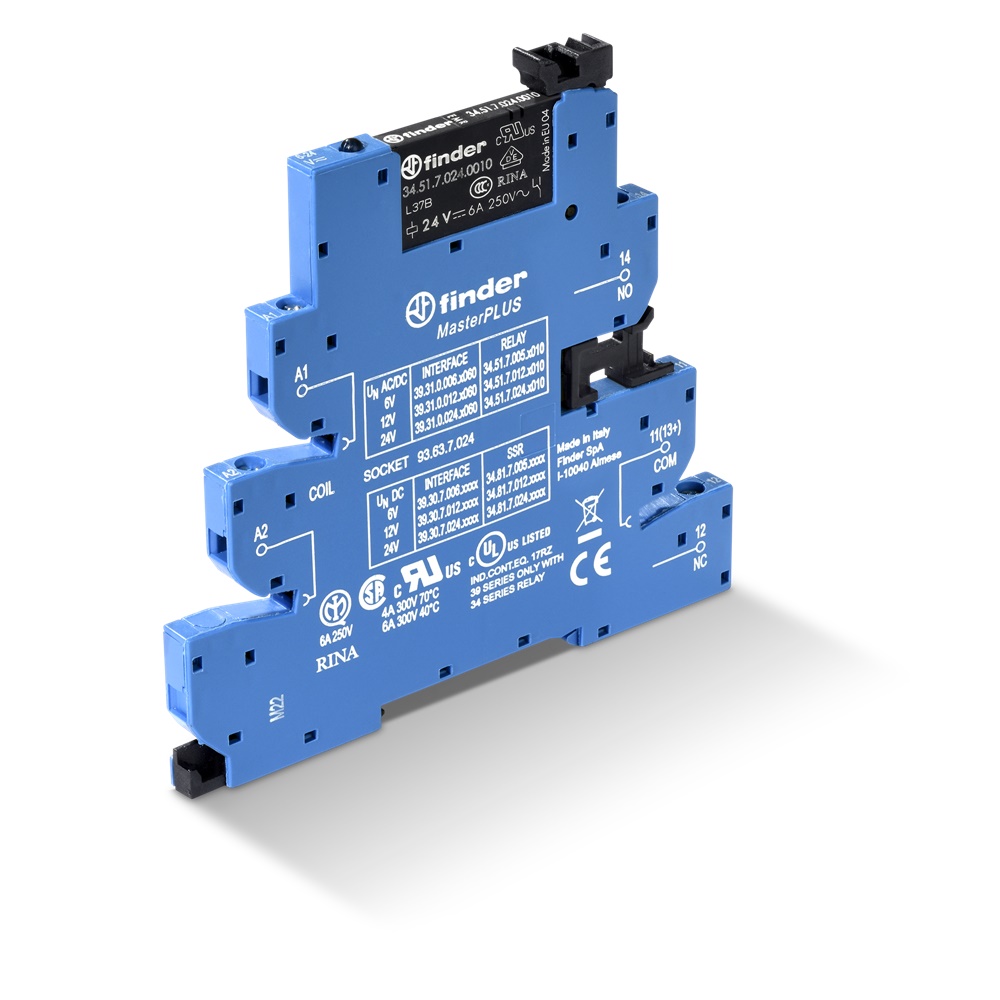 Interfaccia Masterplus EMR 1CO 6A contatto singolo morsetti vite con LED per applicazioni elettriche industriali e commerciali