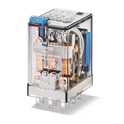 Relè industriale 3 contatti 10A 24V DC con LED indicatore per applicazioni elettriche