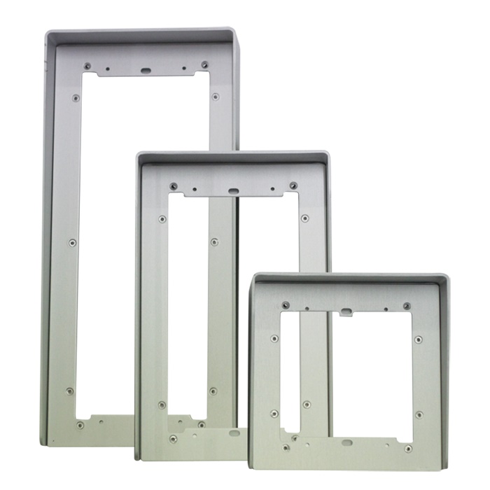 Serie Ikall - Visiera antipioggia 3 moduli, alluminio anodizzato naturale, 154x332x44mm