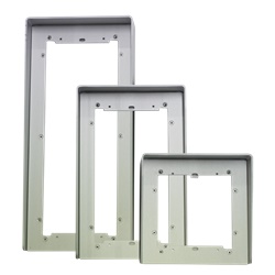 Serie Ikall - Visiera antipioggia 4 moduli verticali, alluminio anodizzato naturale, 154x422x44mm