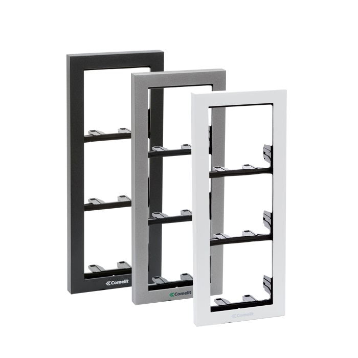 Serie Ikall - Telaio da parete 4 moduli, alluminio pressofuso silver, 125x395x37.5mm