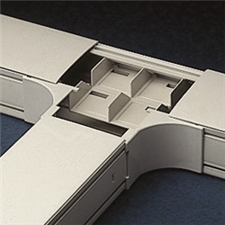 Kit raccordo a T canaline elettriche materiali resistenti per impianti residenziali industriali