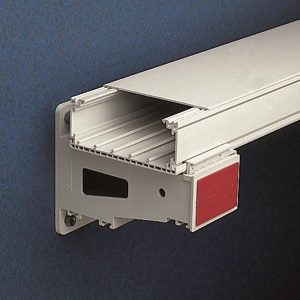 Graffa fissaggio canaline mensole portacavi materiale resistente impianti elettrici