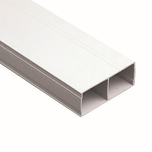 Canale portacavi 75x30 mm con separatore interno per organizzazione cablaggi residenziali e industriali