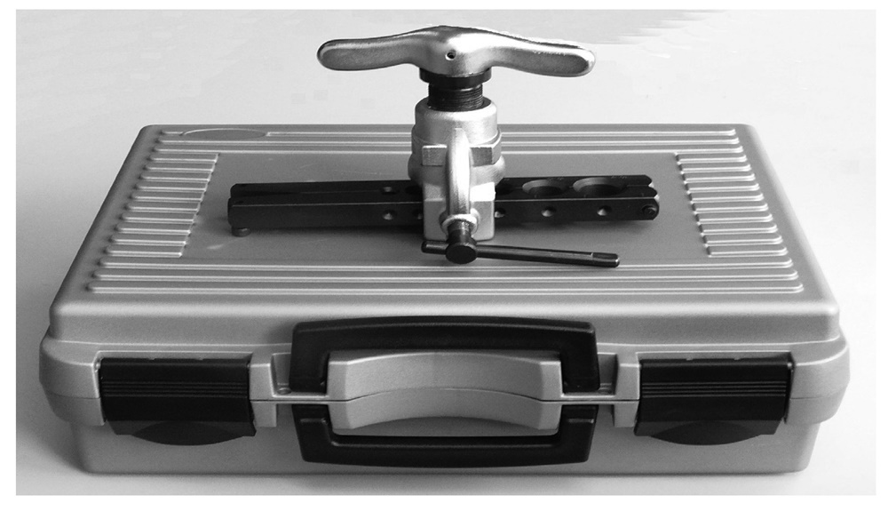 Flangiaturino tubi 45° cono eccentrico frizione per impianti elettrici professionale