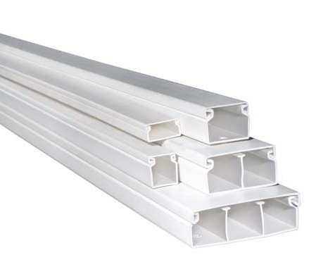 Canalina elettrica MINICAN.G 25x20 mm bianco 9010 per gestione cavi residenziale e professionale
