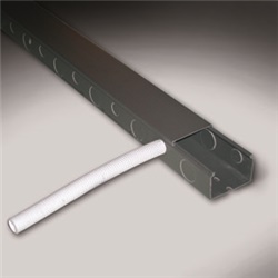 Canale portacavi metallo 40x40 mm preforato per impianti elettrici civili e industriali