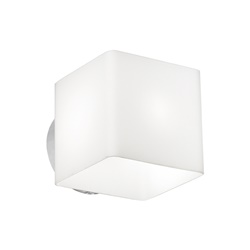 Applique vetro bianco opaco G9 IP20 luce soffusa design minimalista interno