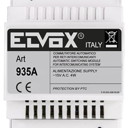 Commutatore per reti intercomunicanti