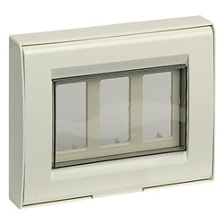 Calotta IP55 avorio 3 moduli 8000 protezione per apparecchi elettrici