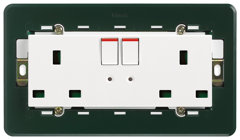 Prese elettriche 2P+T 13A 250V con interruttori doppia linea supporto BS bianco
