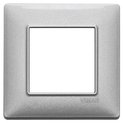 Placca 2M argento metallizzato Plana 