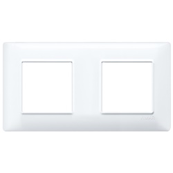 Placca 4 moduli 2+2 interasse 71 mm tecnopolimero bianco per installazioni elettriche incasso