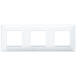 Placca 6 moduli (2+2+2) interasse 71 mm tecnopolimero bianco per installazioni elettriche interne