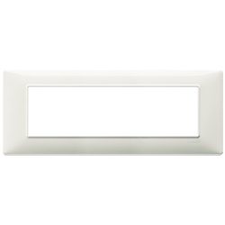 Placca 7 moduli tecnopolimero colore avorio per installazioni elettriche
