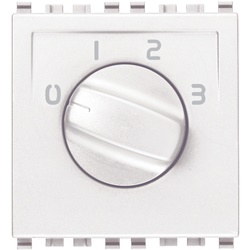 Commutatore rotativo 1P 6(3)A 4 posizioni illuminabile per ventil-convettori bianco 2 moduli