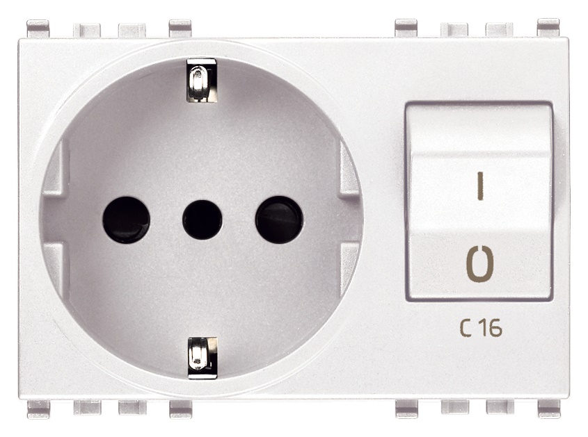 Presa elettrica 2P+T 16A tipo P30 interbloccata con magnetotermico C16 230V bianco