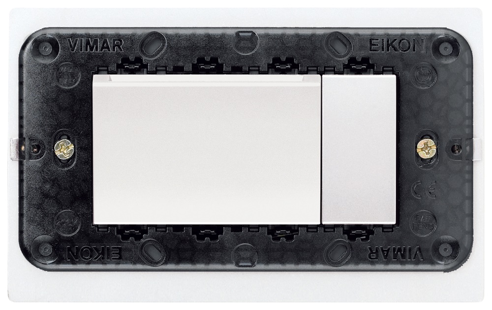Programmatore carte transponder bianco 4 moduli per placca Eikon tavolo