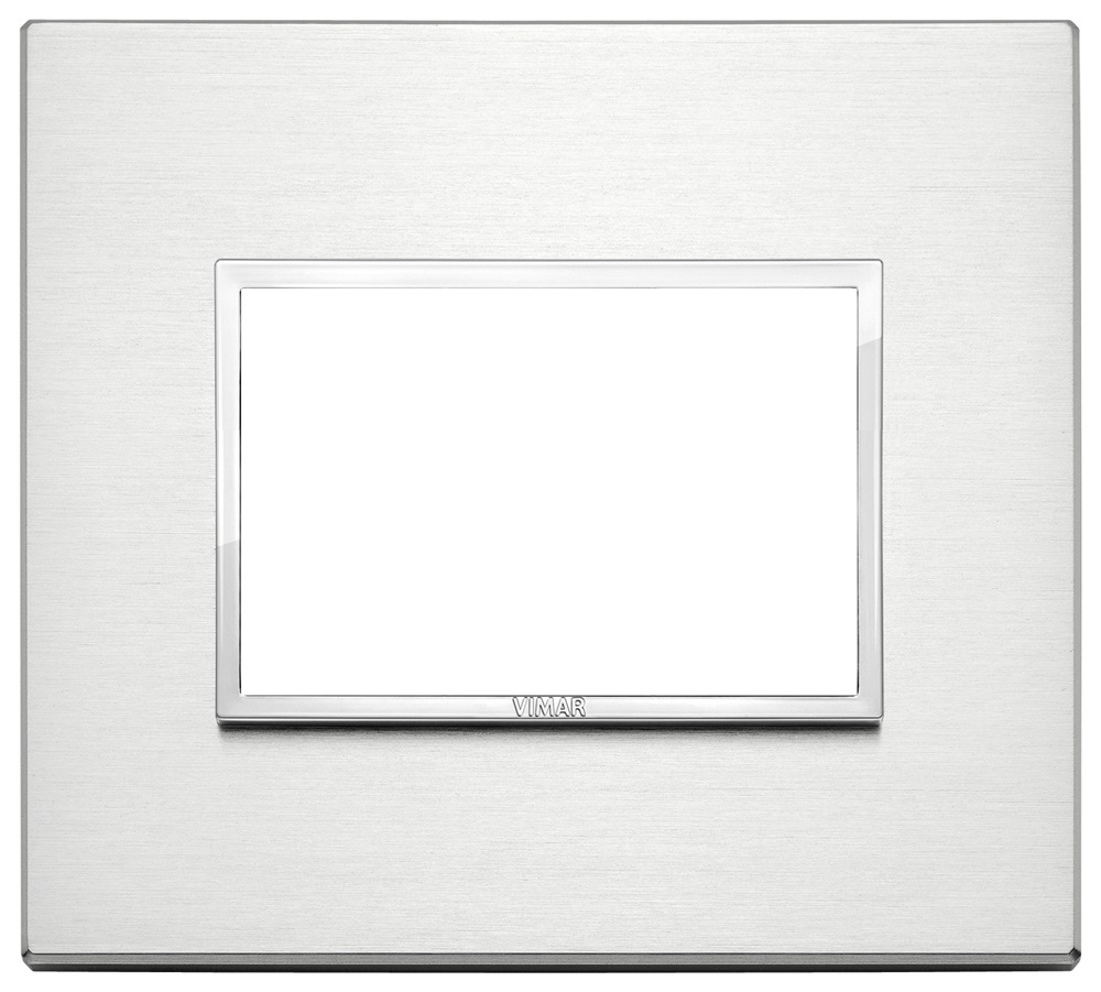 Placca 3 moduli alluminio brillante anodizzato per impianti elettrici