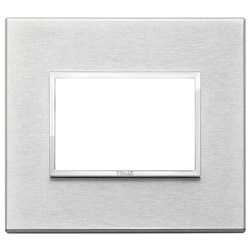 Placca 3 moduli alluminio anodizzato grigio Next per impianti elettrici