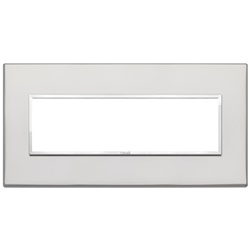 Placca 7 moduli alluminio nobilitato argento per installazioni elettriche