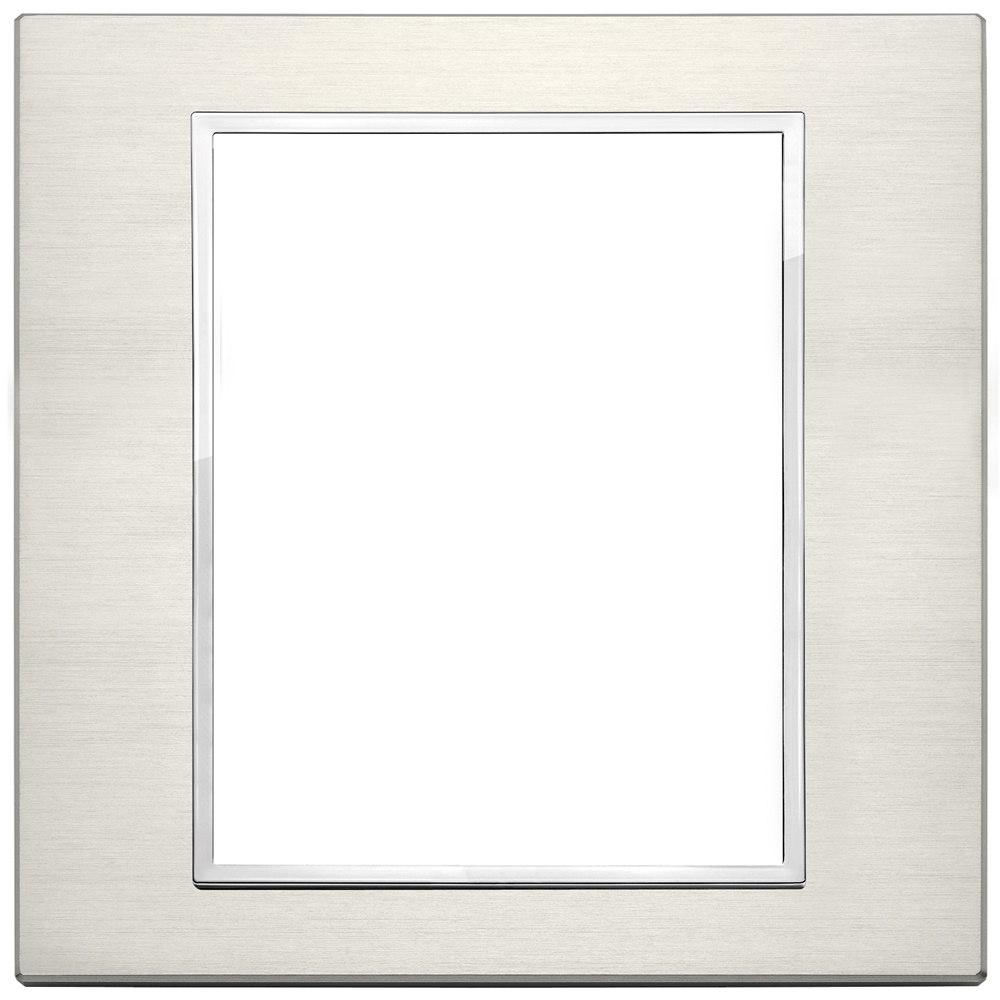 Placca 8 moduli titanio alluminio nobilitato per impianti elettrici