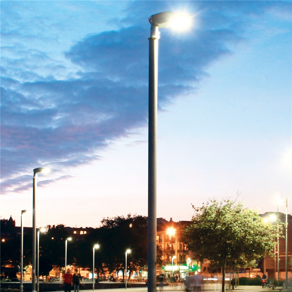 Palo acciaio 1418 altezza 9800mm colore grafite per illuminazione esterni