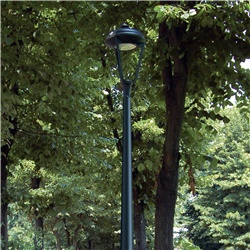 Palo illuminazione LED altezza 4600mm colore antracite uso esterno