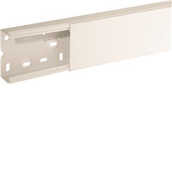 Conforme a EN 50085-2-1.
