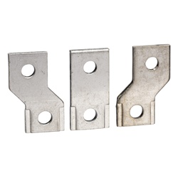 Distanziatori 3 poli 70 mm per interruttori Compact NSX 400/630 isolamento rinforzato