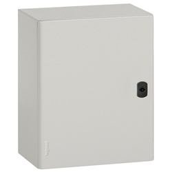 Quadro metallico IP66 con porta cieca dimensioni 600x600x250 mm per installazioni industriali