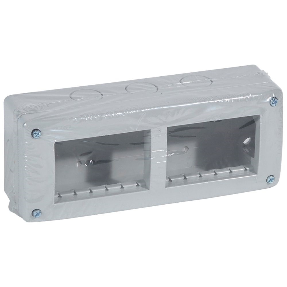 PLEXO VELA - SCATOLA IP40 6M ORIZ