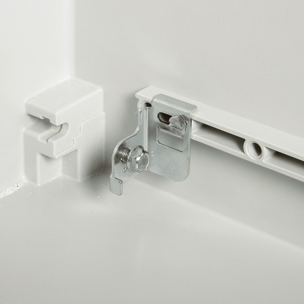 MARINA ACC.-KIT REGOL.PIASTRA QUADR