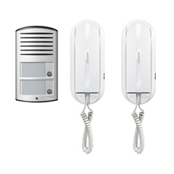 Kit audio bifamiliare Sprint L2 con pulsantiera Linea 2000 resistente IP54 per installazione esterna e interna