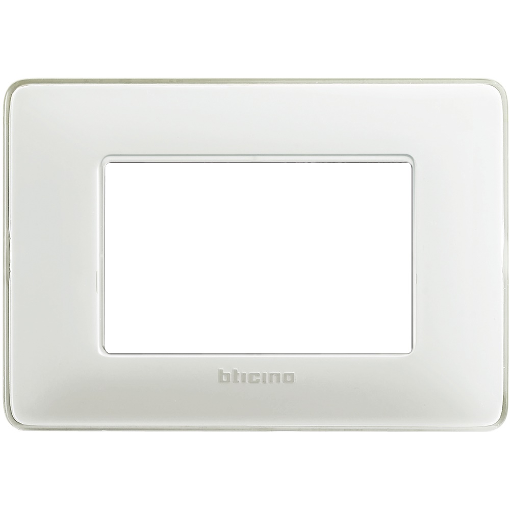 Placca 3 moduli BTicino Matix colore ghiaccio tecnopolimero incasso impianti elettrici