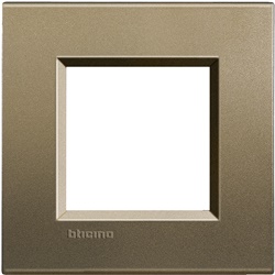 Placca quadrata 2 moduli metallo design moderno per installazioni elettriche residenziali