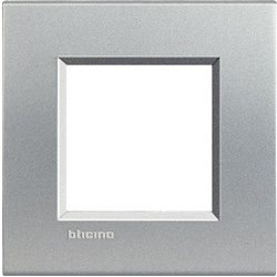 Placca quadra 2 moduli tecnopolimero per impianti elettrici BTILNA4802TE